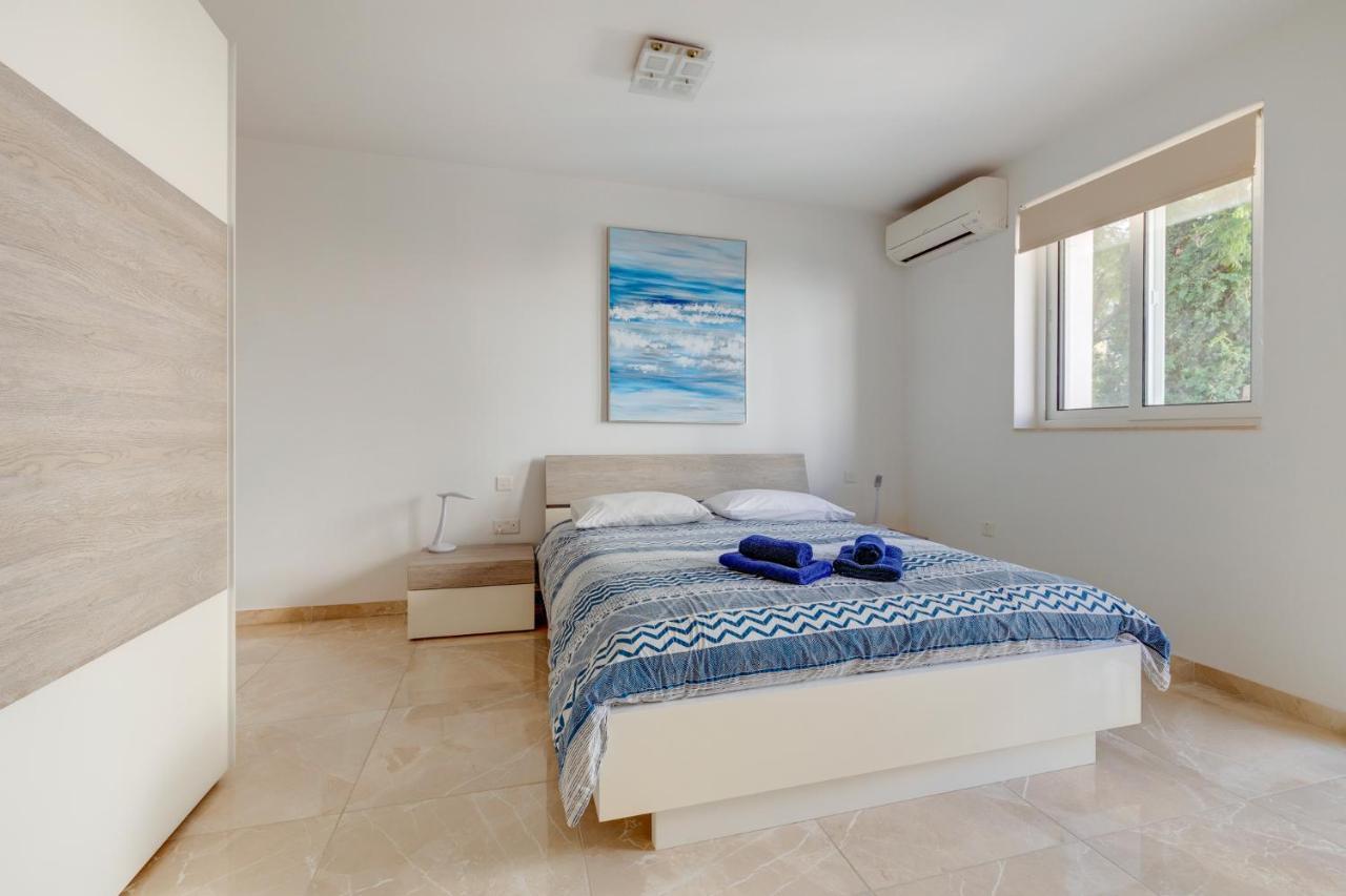 Marvellous 3Br Apartment In Central St Julians Saint Julian's Exterior photo
